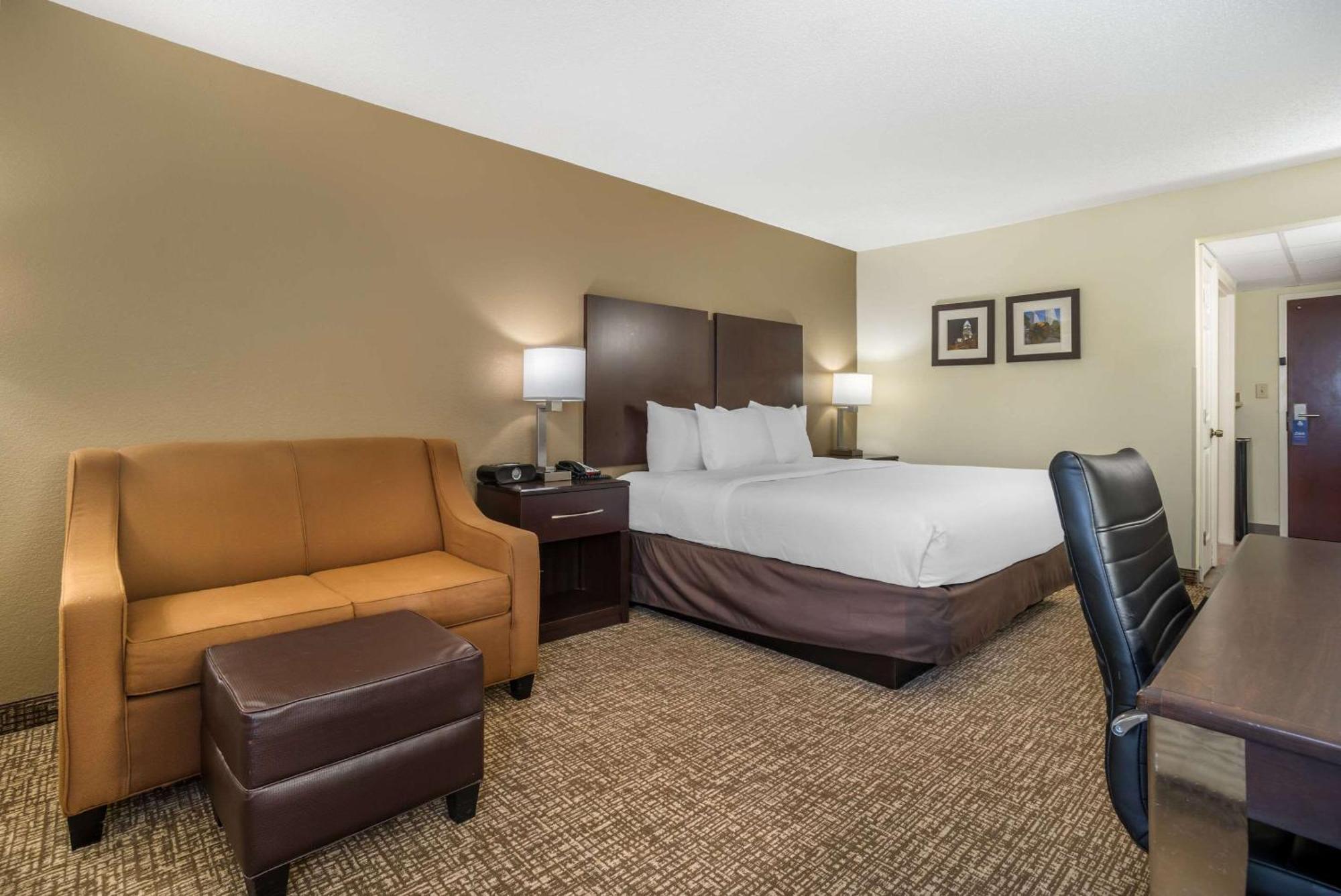 Comfort Inn & Suites Lake Norman Cornelius Εξωτερικό φωτογραφία