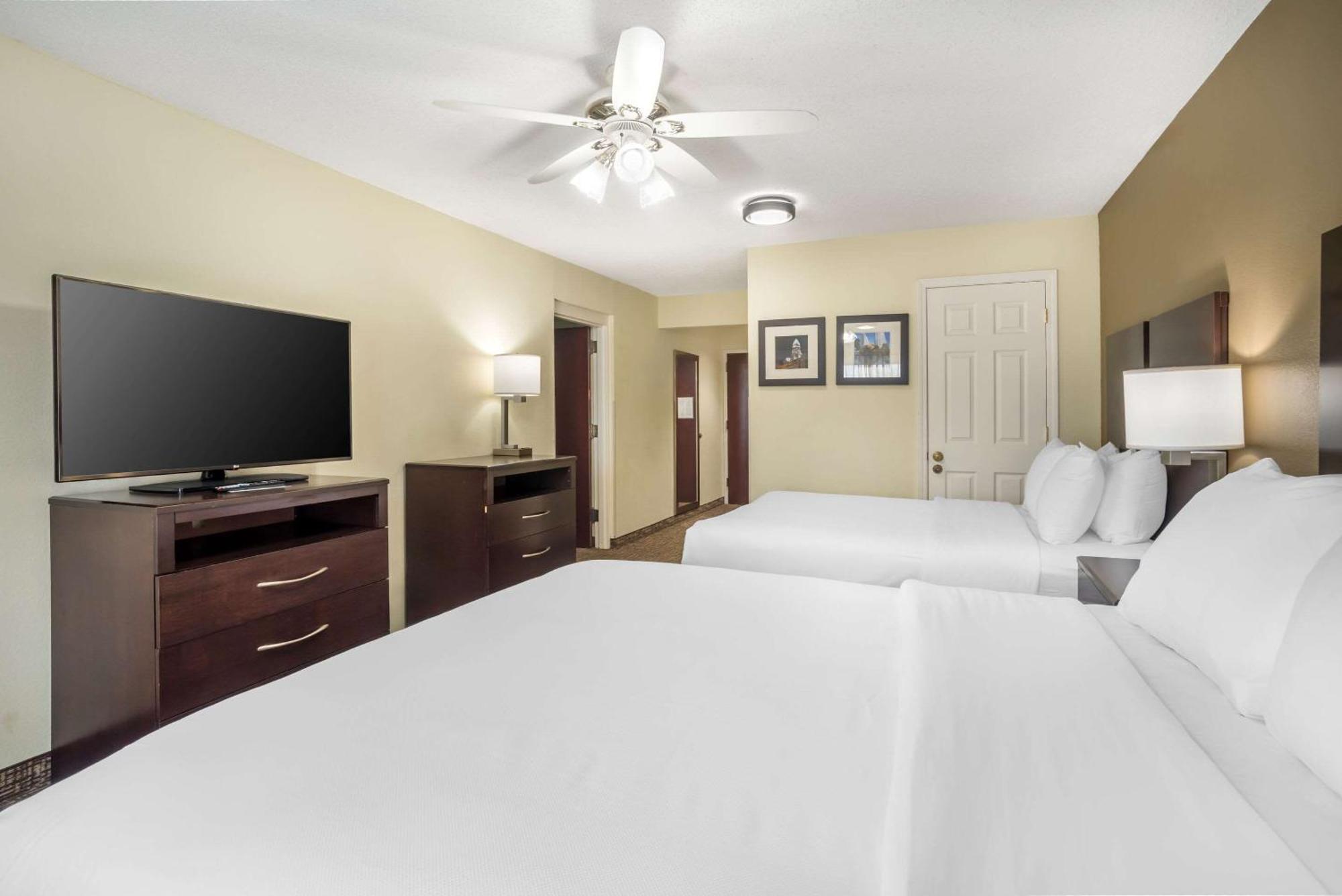 Comfort Inn & Suites Lake Norman Cornelius Εξωτερικό φωτογραφία